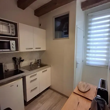 Appartement Typique Au Coeur Du Vieux Tours Exterior foto